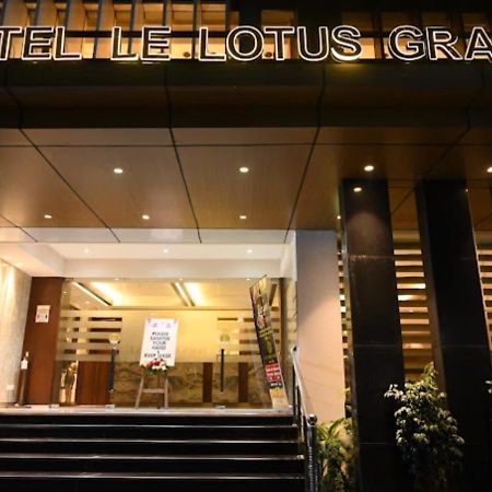 Hotel Le Lotus Grand Kakarmatha Exteriör bild